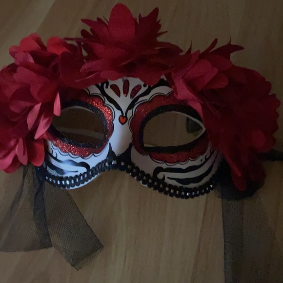 Vintage mardigrae mask, all the from new. Orleans - Picture 3 of 3